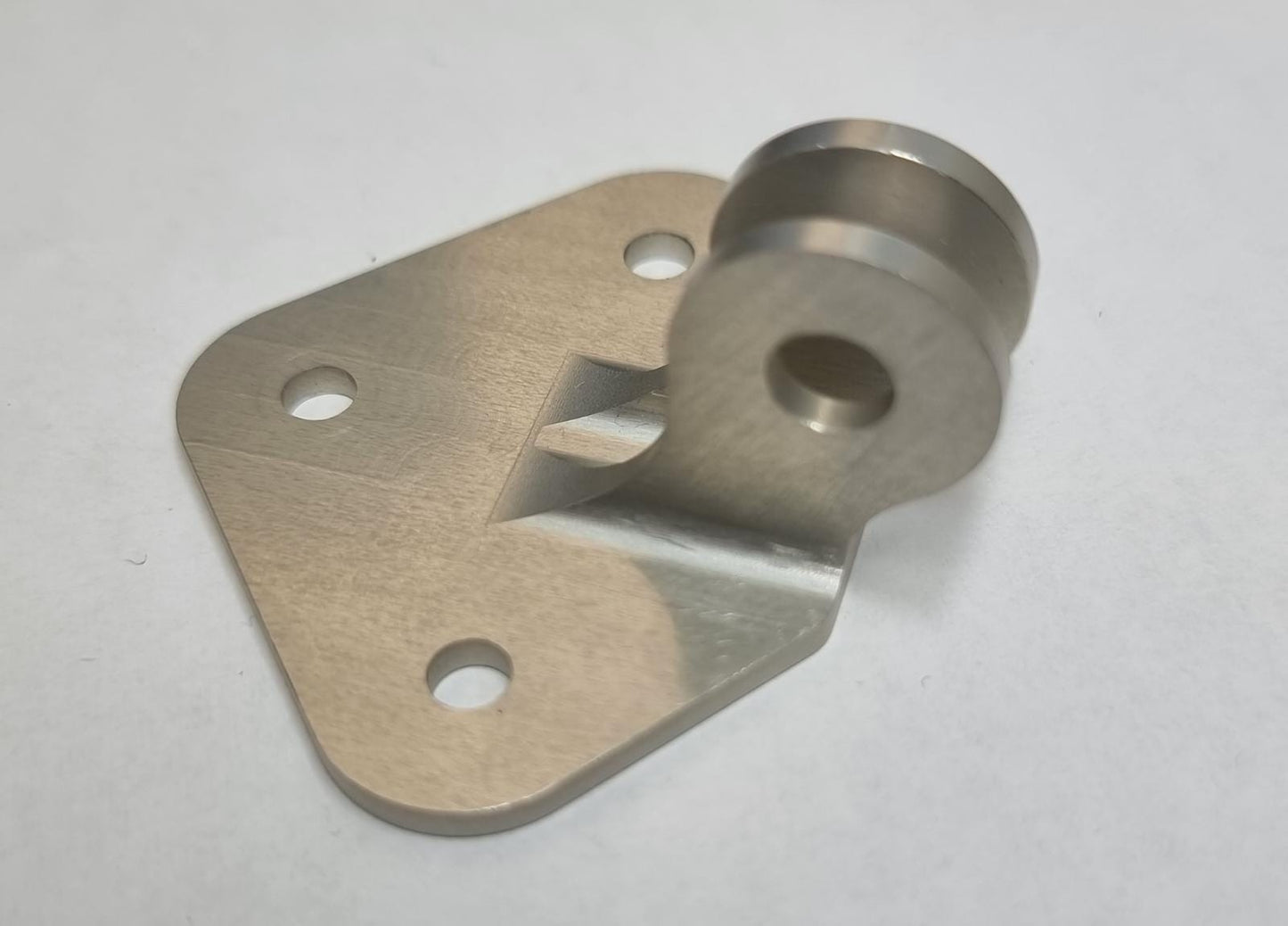 Door strut bracket
